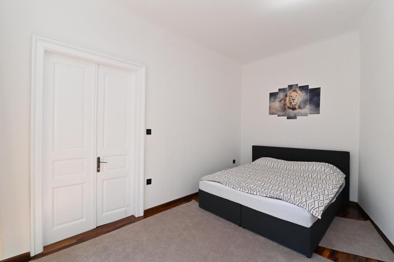 Tyson Apartman Rijeka Apartment Екстериор снимка
