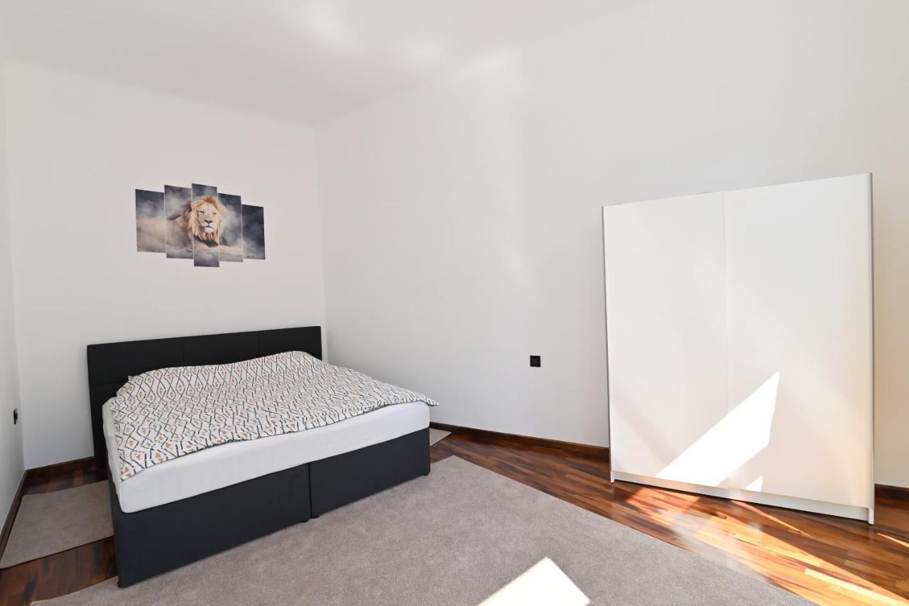 Tyson Apartman Rijeka Apartment Екстериор снимка